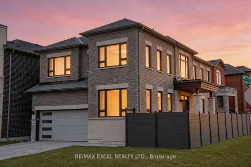 231 Fallharvest Way, Stouffville, ON, L4A5C2 | Card Image