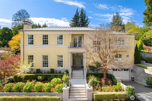 2001 Broadmoor Dr E, Seattle, WA, 98112-2315 | Card Image