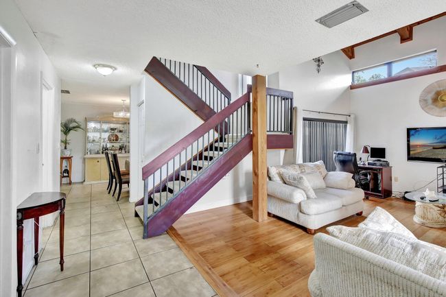 1851 Bayberry Dr, Condo with 3 bedrooms, 2 bathrooms and null parking in Pembroke Pines FL | Image 12