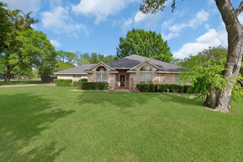 422 Shadowwood Trl, Ovilla, TX, 75154-1426 | Card Image