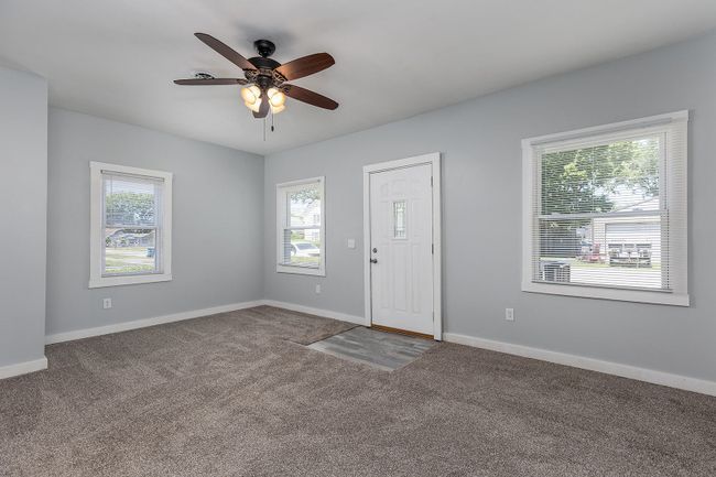 453 Illinois St, House other with 2 bedrooms, 1 bathrooms and 1 parking in Marseilles IL | Image 7