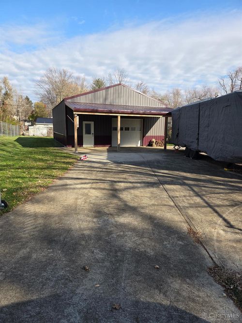 11654 Highland Hills Dr, Hillsboro, OH, 45133-9396 | Card Image