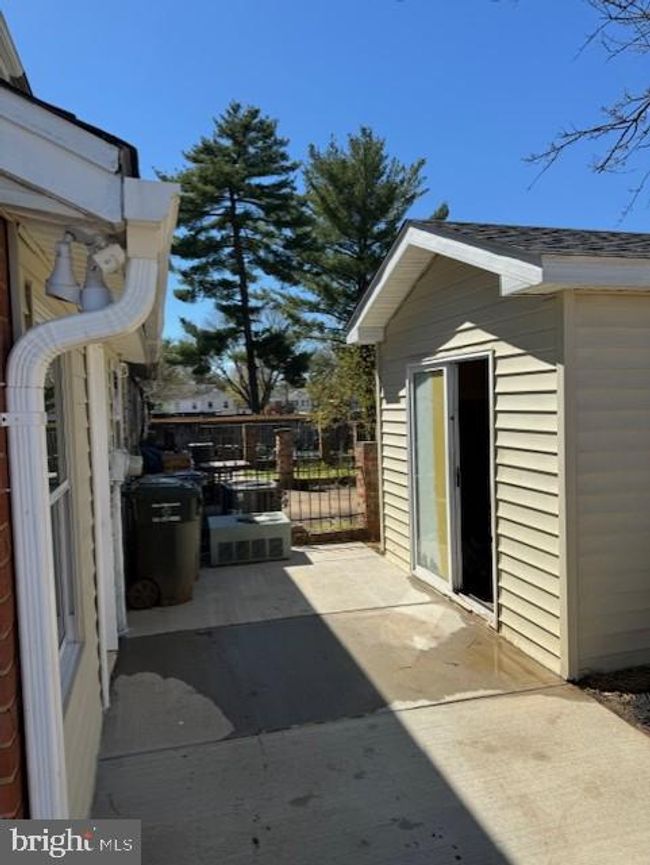 9252 Taney Rd, Townhouse with 3 bedrooms, 2 bathrooms and null parking in MANASSAS VA | Image 20