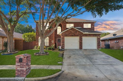 5425 Timber Park Dr, Flower Mound, TX, 75028-2222 | Card Image