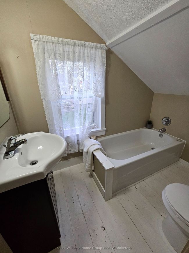 106 William St, House other with 3 bedrooms, 2 bathrooms and 4 parking in Neustadt ON | Image 34