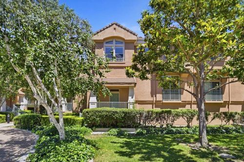 154 Paseo Ct, Mountain View, CA, 94043-5286 | Card Image