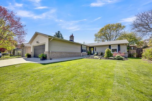 27 Bartlett Cres, London, ON, N6K1W3 | Card Image