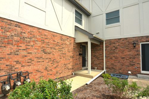 802 E Hillside Ave, Barrington, IL, 60010-4535 | Card Image