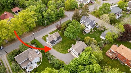 17 Pigeon Hill St, Rockport, MA, 01966-1273 | Card Image