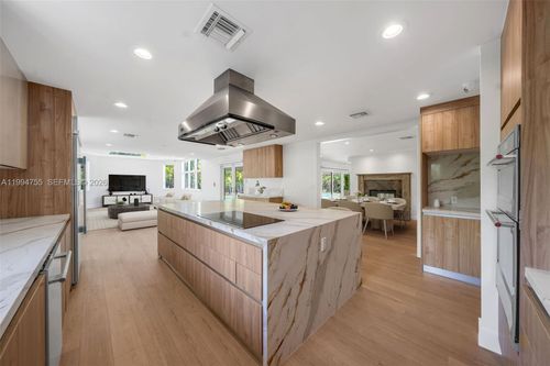 5120 Carillo St, Coral Gables, FL, 33146-2060 | Card Image