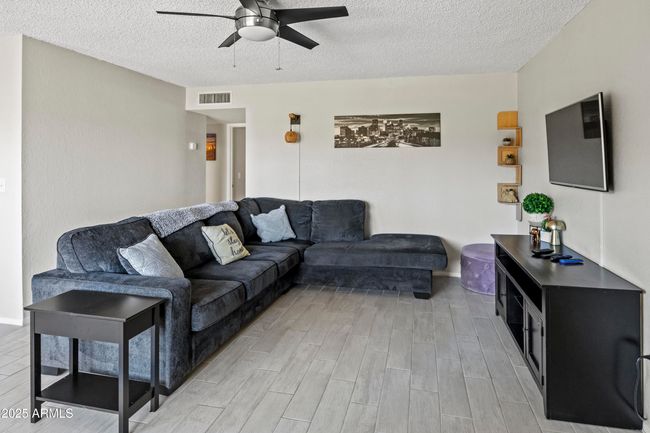 139 - 7550 N 12 Th St, Condo with 2 bedrooms, 1 bathrooms and null parking in Phoenix AZ | Image 5