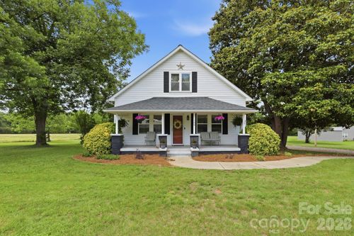 189 Chestnut Grove Rd, Statesville, NC, 28625-9190 | Card Image