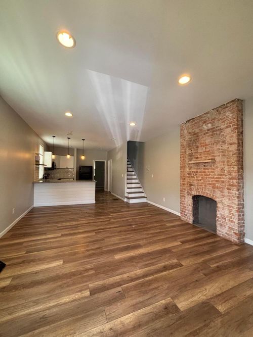 429-429 Oakwood Ave, Columbus, OH, 43205-1934 | Card Image