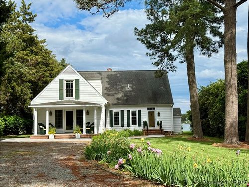 289 King Carter Ln, Weems, VA, 22576-2671 | Card Image