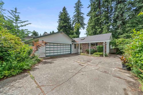 12495 Carlton St, Maple Ridge, BC, V4R2H9 | Card Image