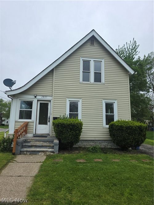 2805 Lexington Ave, Lorain, OH, 44055-1049 | Card Image