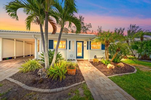 578 Spanish Dr S, LONGBOAT KEY, FL, 34228-1630 | Card Image