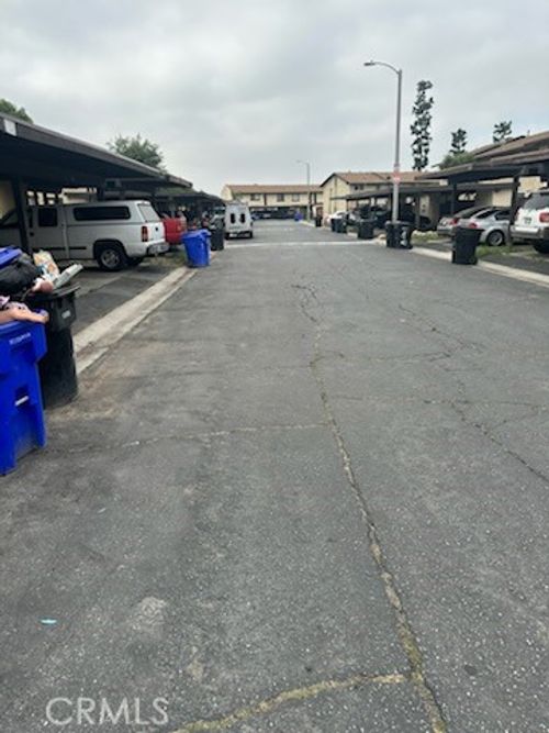 7921-7921 Primrose Ln, Highland, CA, 92346-4146 | Card Image