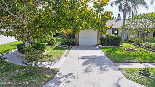 802 Poinciana St, Rockledge, FL, 32955-4114 | Card Image