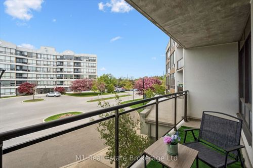 208-105 Bagot St, Guelph, ON, N1H8H4 | Card Image