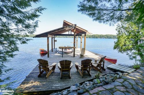 1135 Ridge Road, Torrance, ON, P0C1M0 | Card Image