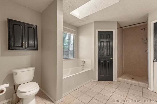 9528 S 93 Rd East Ave, House other with 5 bedrooms, 3 bathrooms and null parking in Tulsa OK | Image 30