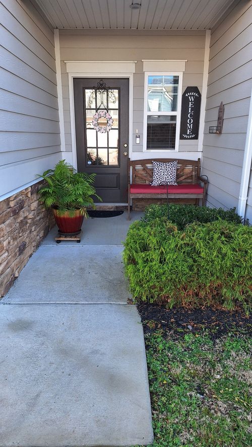 104 Townsend Ave, Shelbyville, TN, 37160-9802 | Card Image