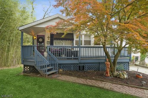 207 Dupont Ave, Hopatcong, NJ, 07843-1786 | Card Image