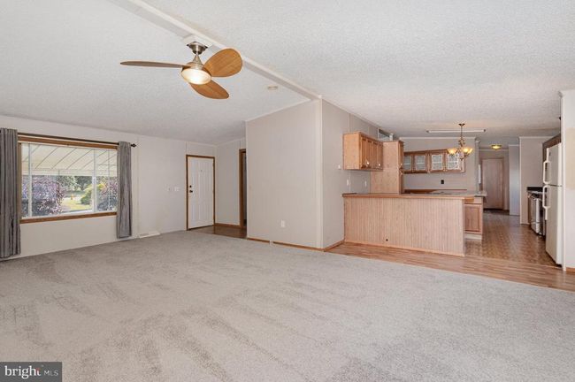 649 Lilac Dr, House other with 3 bedrooms, 2 bathrooms and null parking in NEW PROVIDENCE PA | Image 6