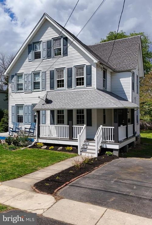 315 Linden St, Moorestown, NJ, 08057-3605 | Card Image