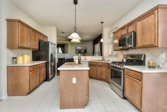 Kitchen | Image 16