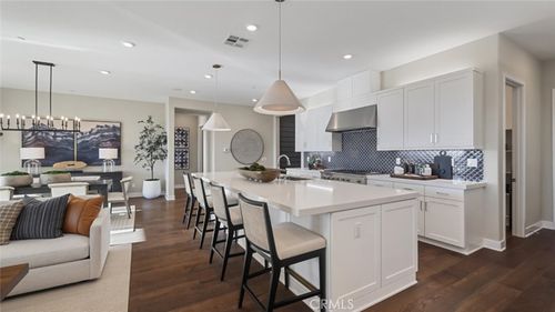 29432 Via Diamante, Valencia, CA, 91354-1672 | Card Image