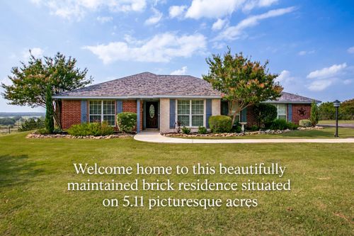 1917 Bentwater Pkwy, Granbury, TX, 76049-8013 | Card Image