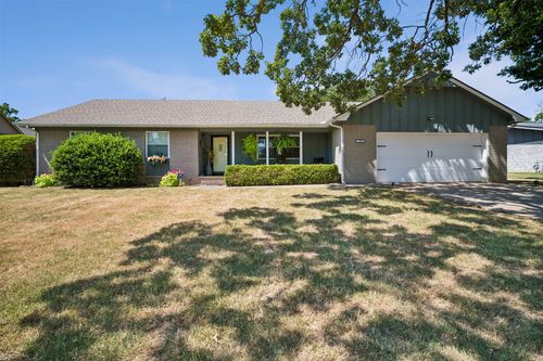 710 Martin Cir, Sand Springs, OK, 74063-7005 | Card Image