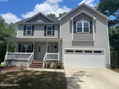 180 Lori Ln, Aberdeen, NC, 28315-2756 | Card Image