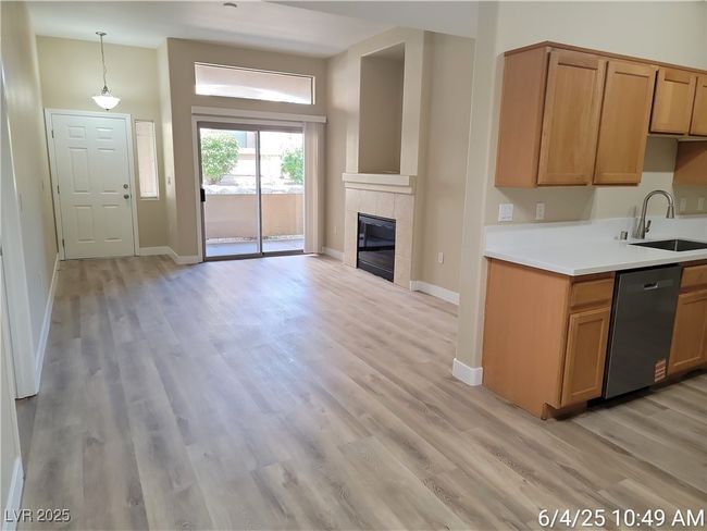 1059 - 8985 S Durango Dr, Condo with 3 bedrooms, 2 bathrooms and null parking in Las Vegas NV | Image 5