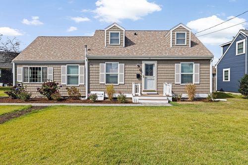 15 Packard Ave, Hull, MA, 02045-2224 | Card Image