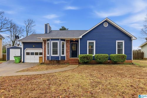 8441 Lanewood Cir, Leeds, AL, 35094-7905 | Card Image