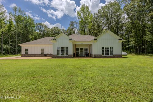 75 Dry Field Cv, Byhalia, MS, 38611-6031 | Card Image
