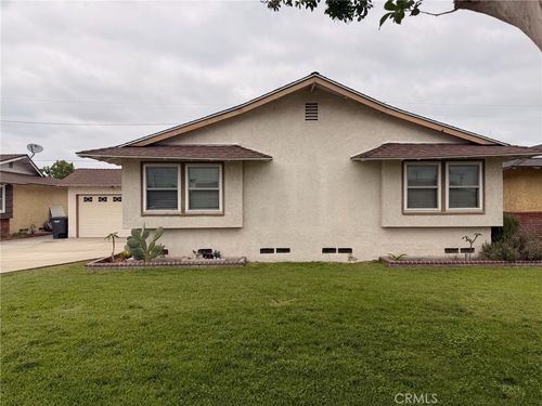 7211 Santa Cruz Cir, Buena Park, CA, 90620-3117 | Card Image