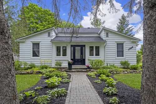 1429 Queen St, Alton, ON, L7K0E4 | Card Image