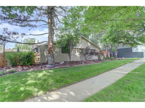 551 Detroit St, Denver, CO, 80206-4313 | Card Image
