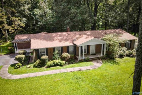 201 Johnson St Sw, Hartselle, AL, 35640-5235 | Card Image