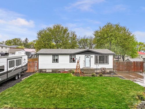 515 E Avenue J, Jerome, ID, 83338-3215 | Card Image