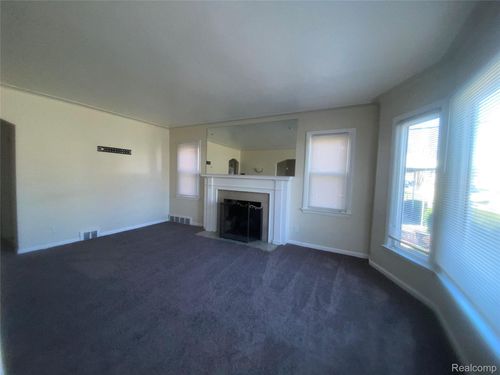 16207 Biltmore St, Detroit, MI, 48235-3434 | Card Image