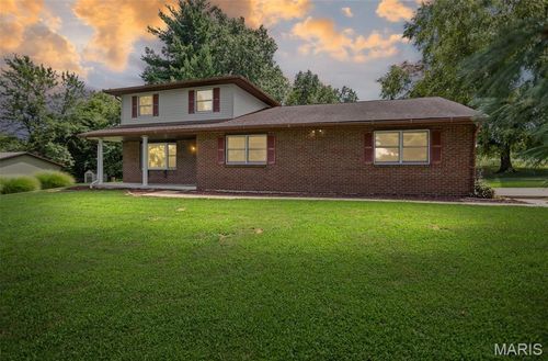 21015 Hickory St, Grafton, IL, 62037-2168 | Card Image