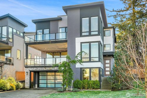 1113 N 39th Ct, Renton, WA, 98056-1624 | Card Image