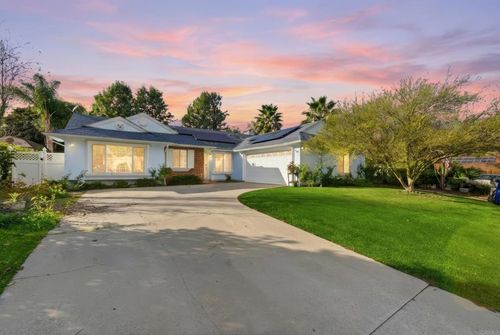 678 Douglas Avenue, San Marcos, CA, 92069 | Card Image