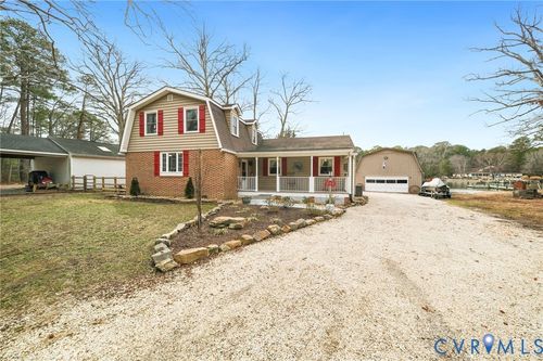 844 Monarch Shores Rd, Kilmarnock, VA, 22482-3535 | Card Image