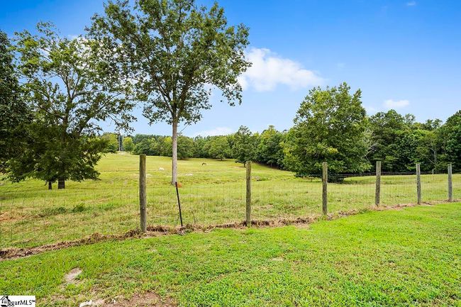 408 Miller Rd, House other with 5 bedrooms, 3 bathrooms and 2 parking in Hodges SC | Image 24